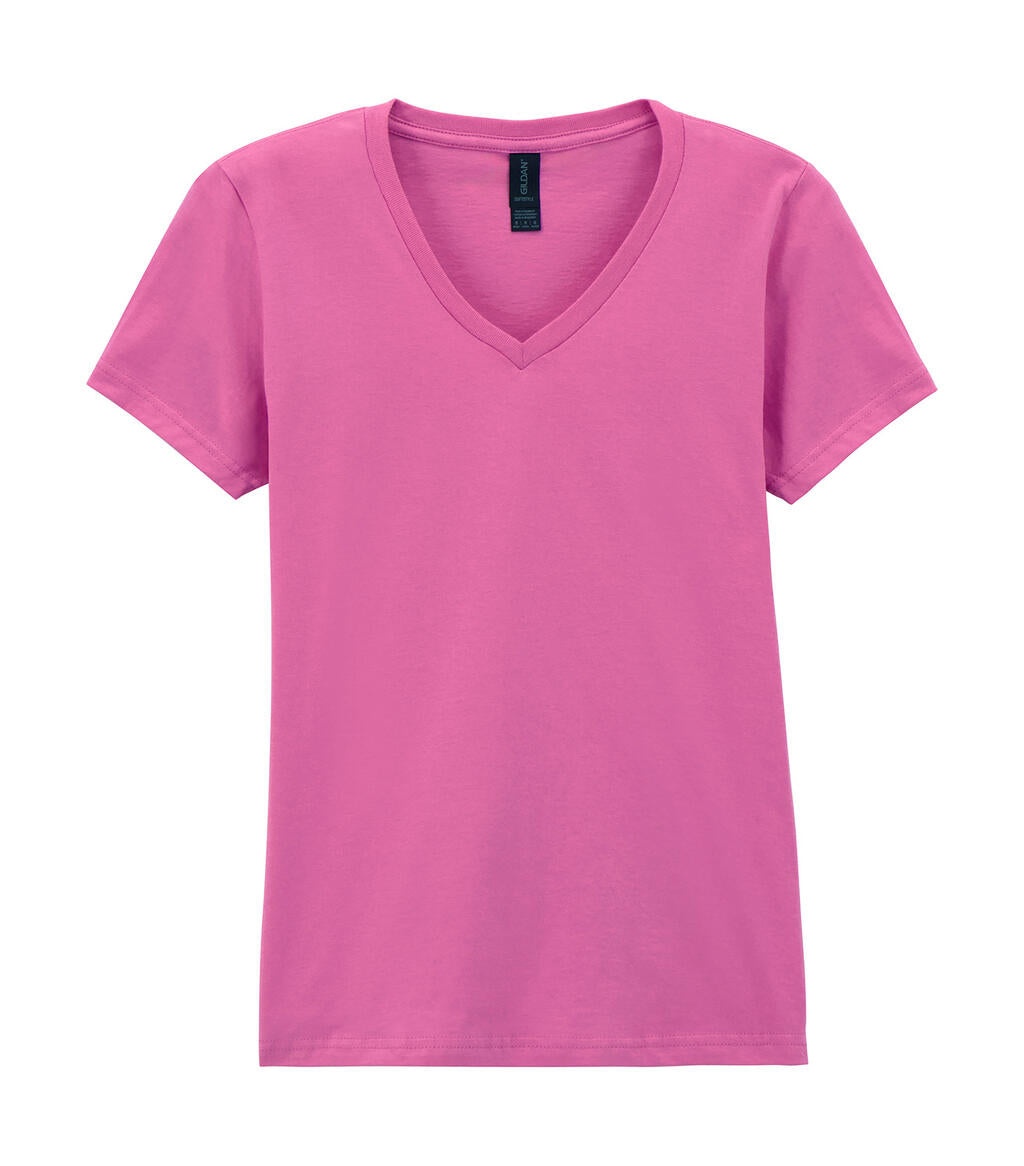 Softstyle Women's V-Neck T-Shirt imagen 16