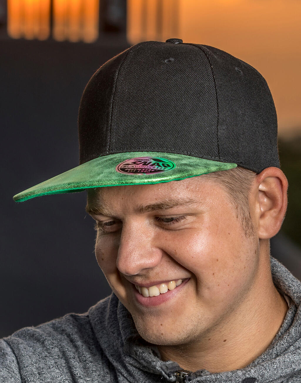 Bronx Glitter Flat Peak Snapback Cap imagen 2