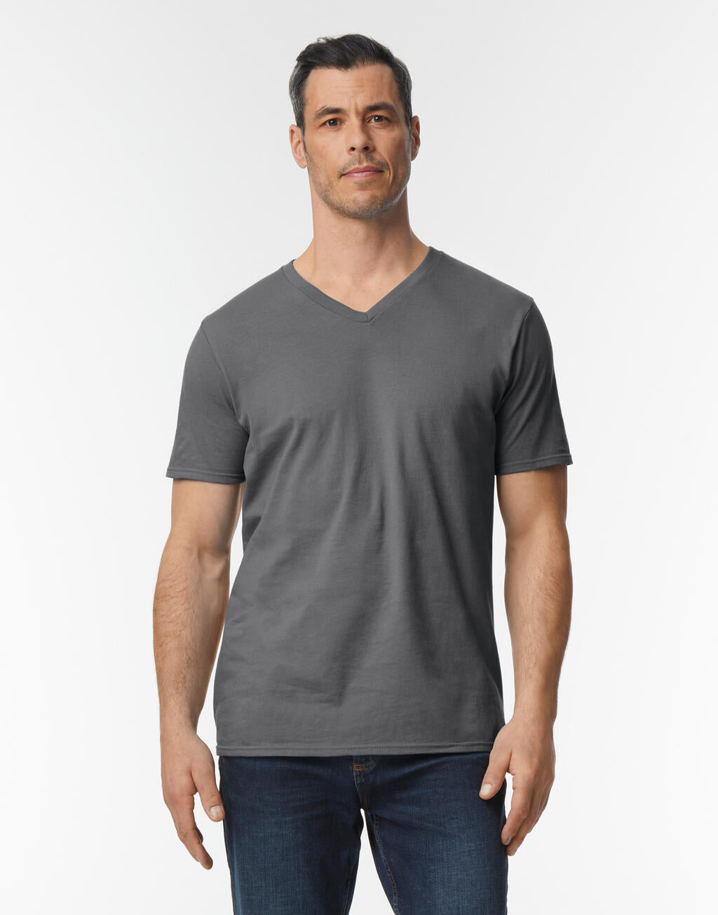 Softstyle Adult V-Neck T-Shirt imagen 4