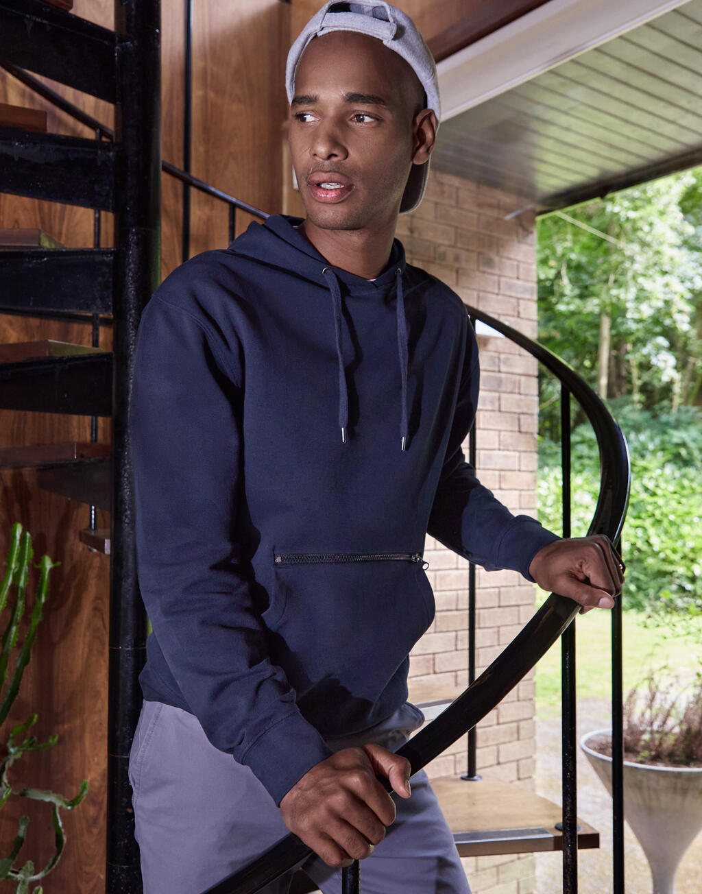 Pique Hoodie with Zipped Pocket imagen 1