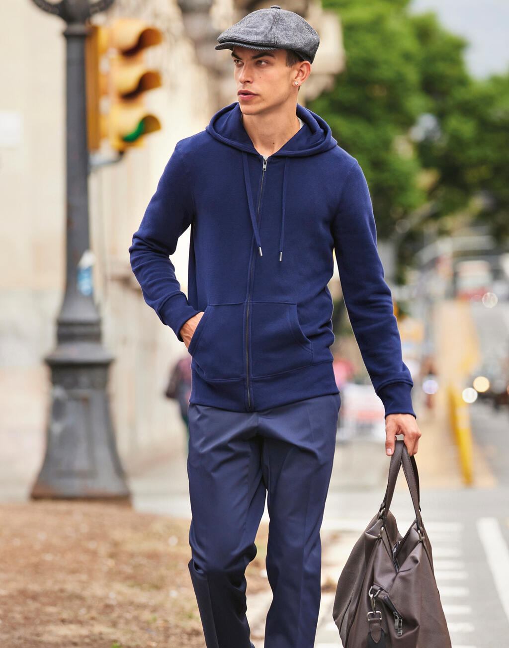 KING Zipped Hood imagen 2