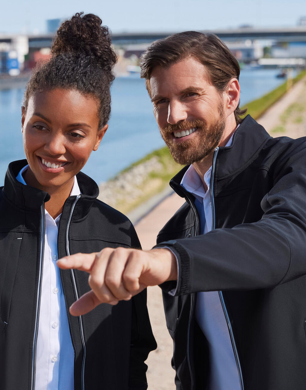 Ladies' Bionic Softshell Jacket imagen 3