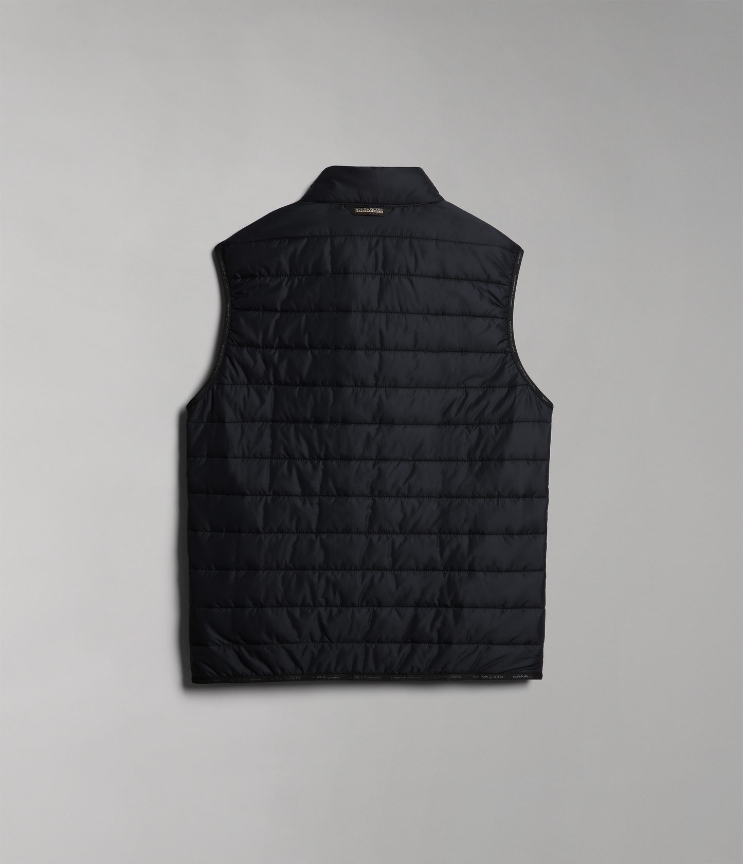 GDTXNP0A4H8G BLACK BACK